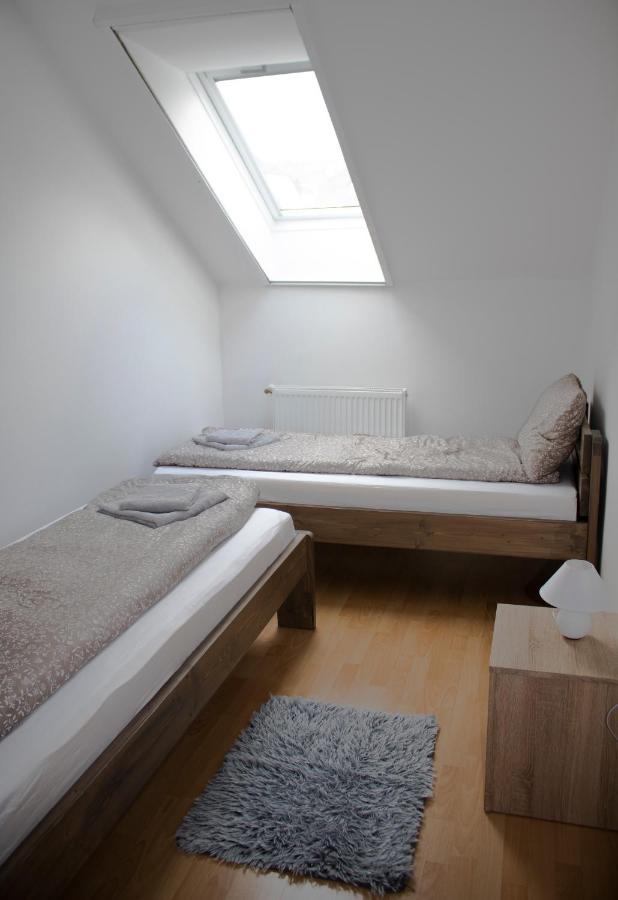 Csalogany Apartman Lejlighed Szekszárd Eksteriør billede