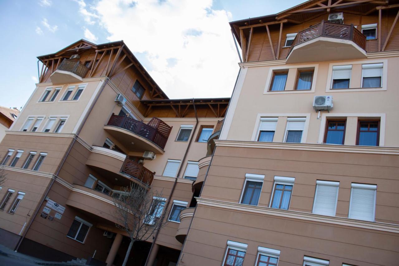 Csalogany Apartman Lejlighed Szekszárd Eksteriør billede